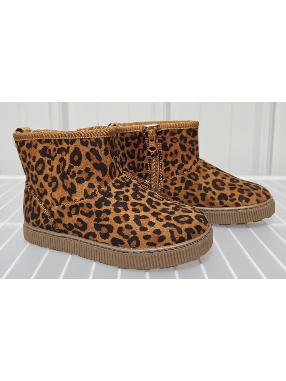 Cat & Jack Arlo Toddler Girls' Leopard Print & Faux Fur Lined Boots Booties